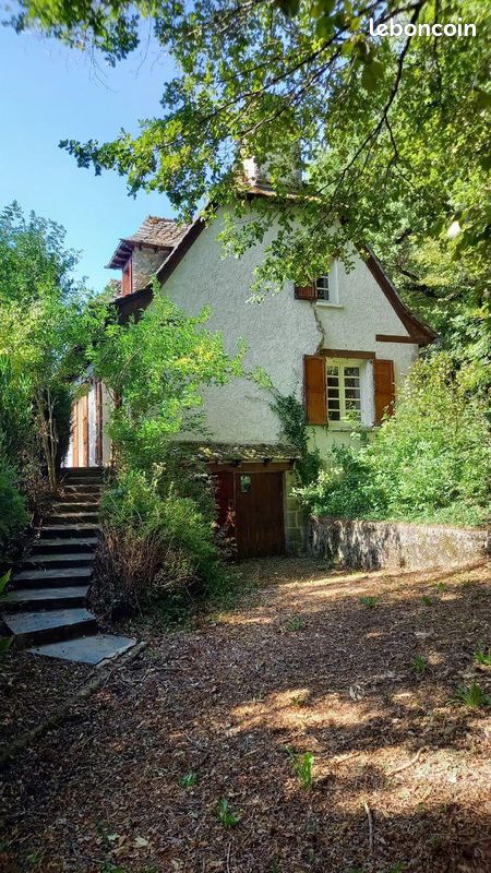 Maison 127 m² · à Vic-sur-Cère · 127 m² · 159 000 €