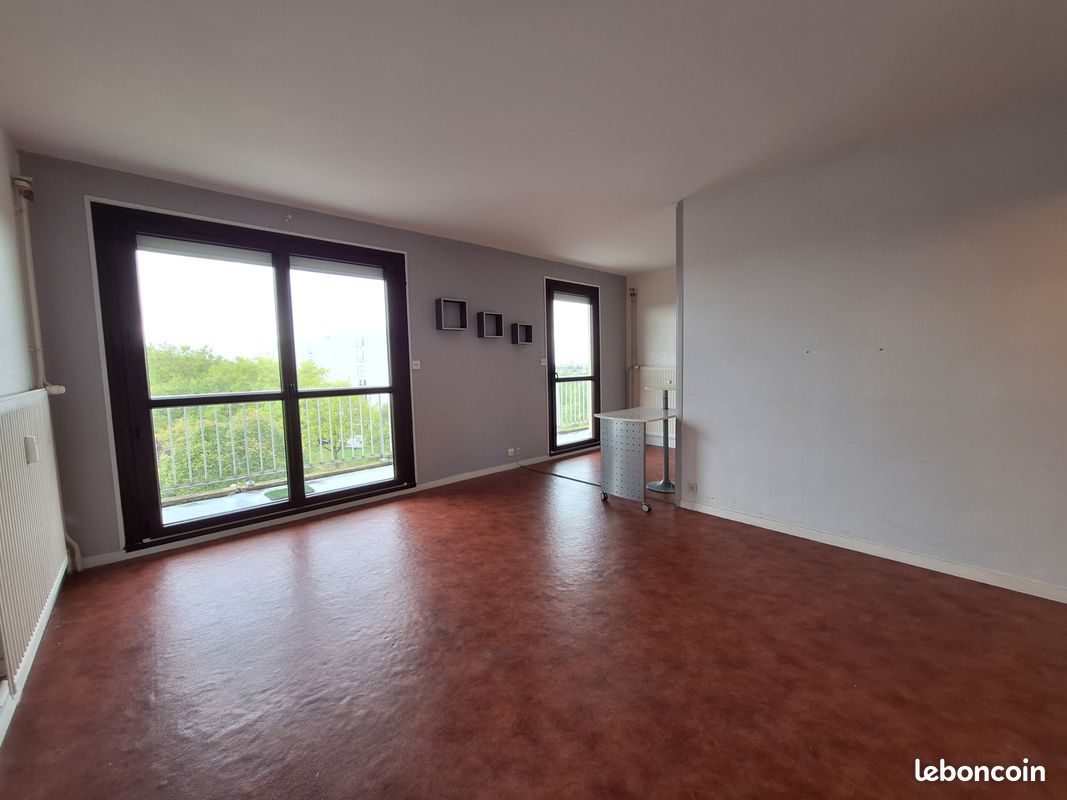 Appartement 1 pièce 33 m² · à Angoulême · 33 m² · 56 000 €