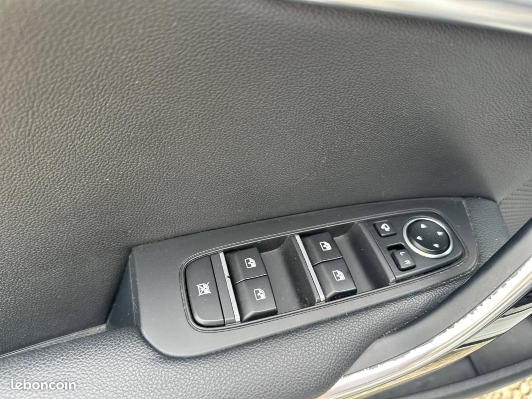 Kia Cee'd 1.6 CRDi GT Line Premium (image 22)