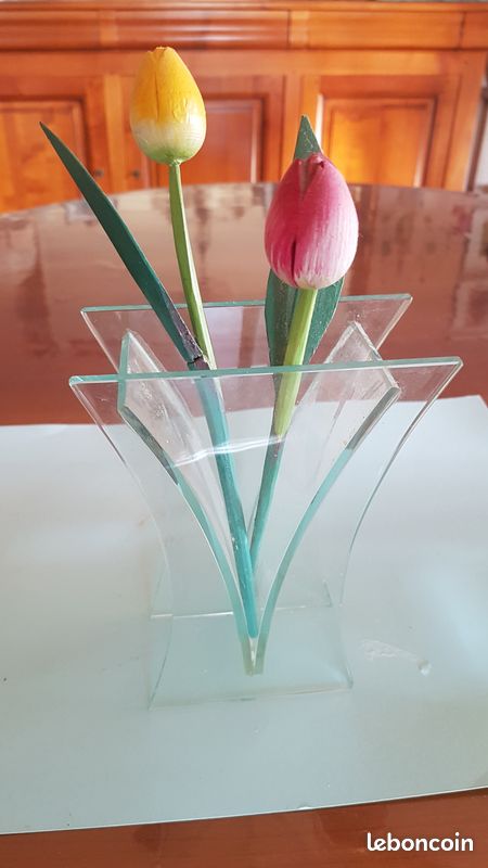 Vase en verre collé pour fleur (image 1)