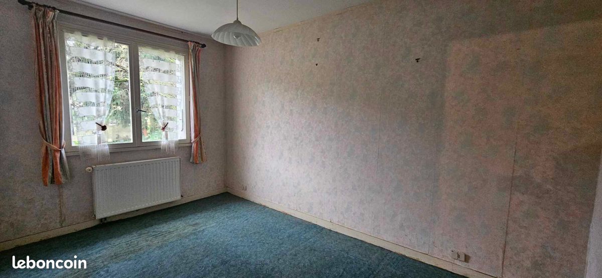 Pavillon 6 pièces 100 m² - Nanteuil 79400 (image principale 6)