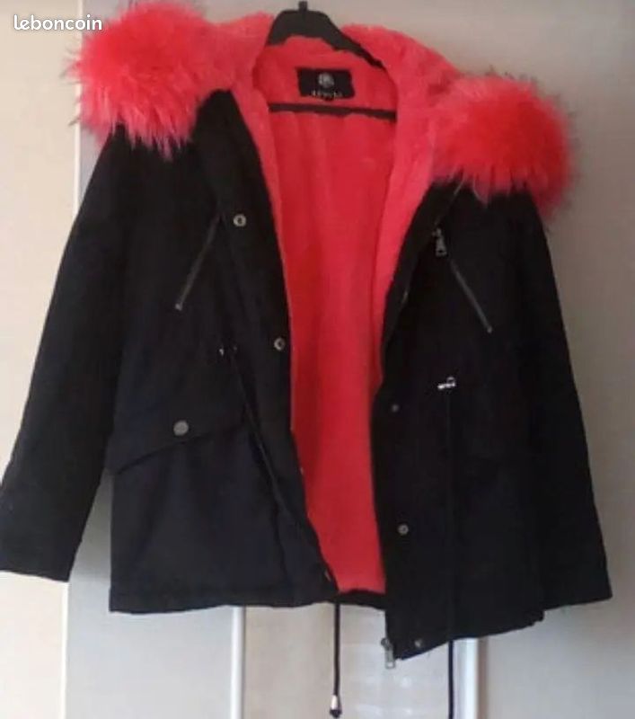 Jupe crayon soyeuse noire avec poches, chanvre écologique, soie, coton, entièrement doublé