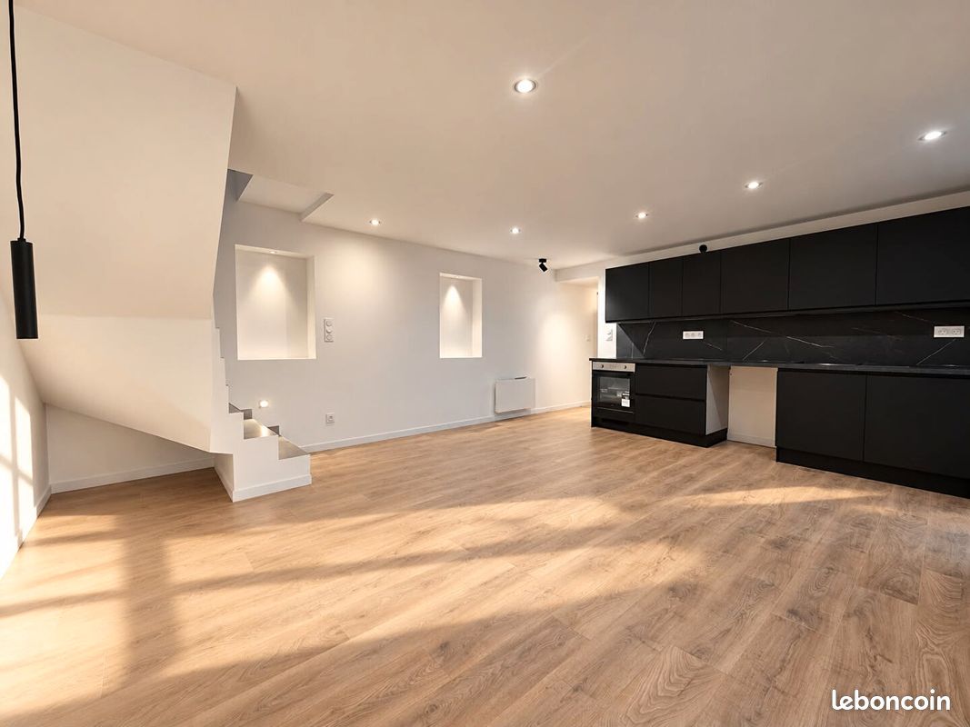 Appartement 4 pièces 80 m² · à Jacob-Bellecombette · 80,3 m² · 330 000 €