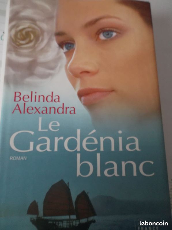 Le gardénia blanc (image 1)