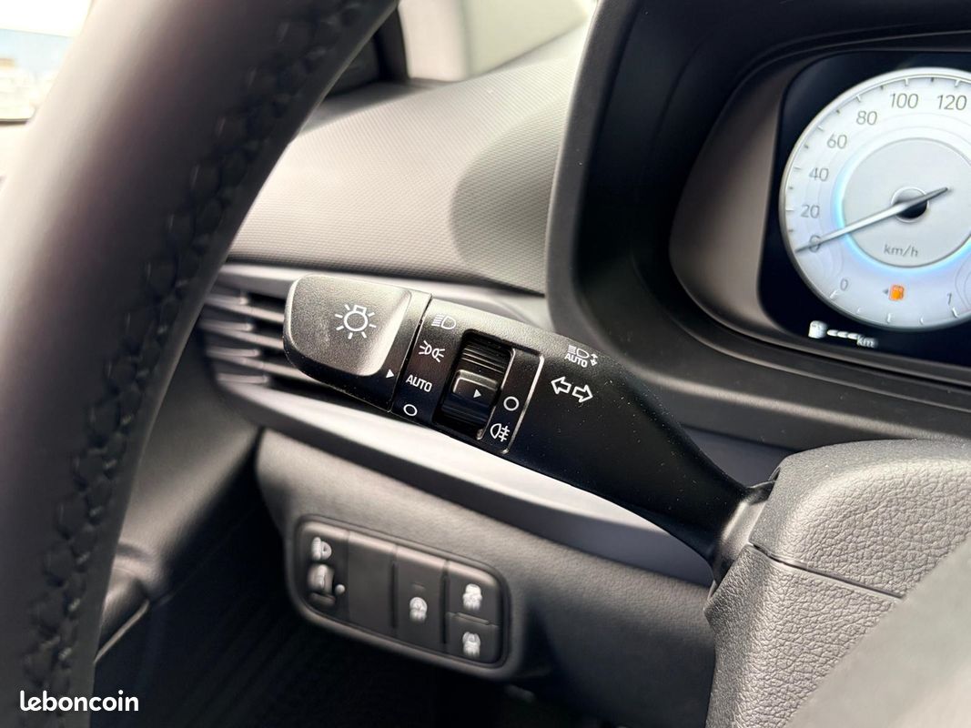 Hyundai BAYON 1.0 T-GDI 100CH INTUITIVE DCT-7 (image 15)