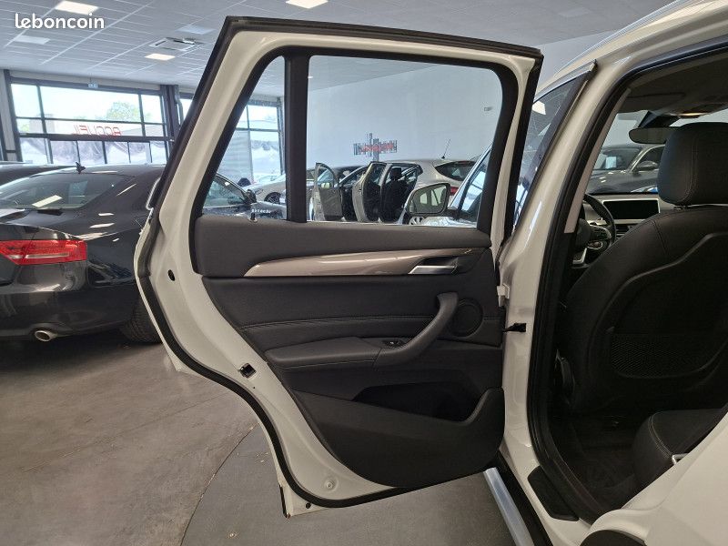 Bmw X1 (F48) XDrive 2.0 da 190 ch 4x4 / GPS / Attelage / Clim Auto / Radar / 1ère main / (image 29)