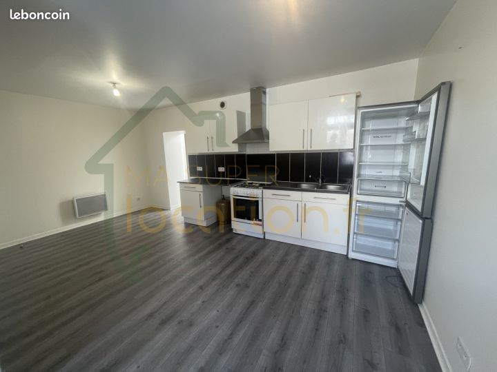 Appartement 2 pièce(s) 41 m²à louer Saint-quentin