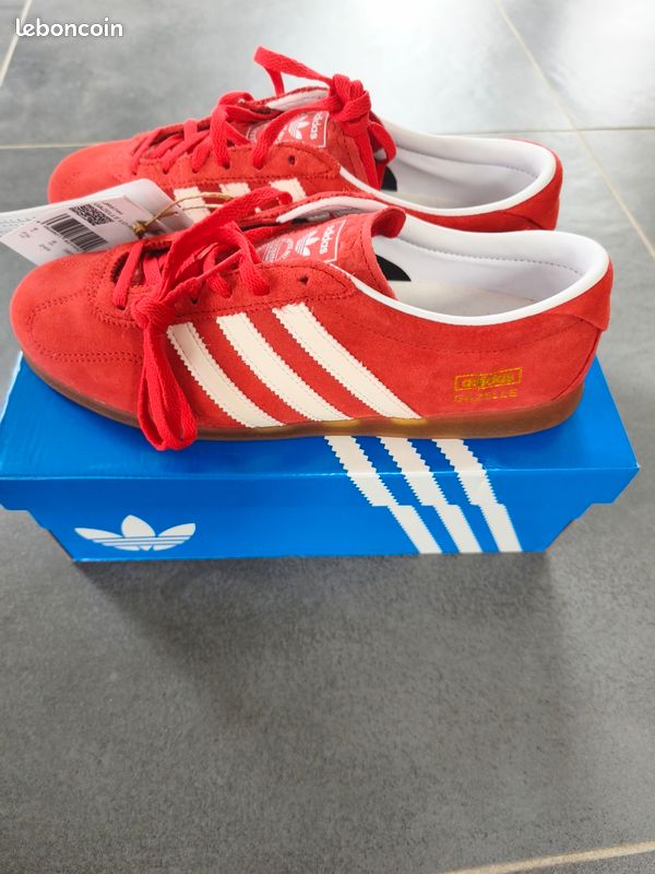 adidas gazelle silver green womens adidas Womens Gazelle Indoor Shoes 5 main image 0