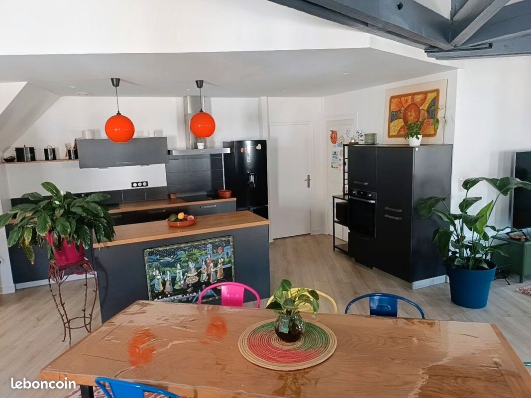 Appartement 4 pièces 123 m² · à Moulins · 123 m² · 230 000 €