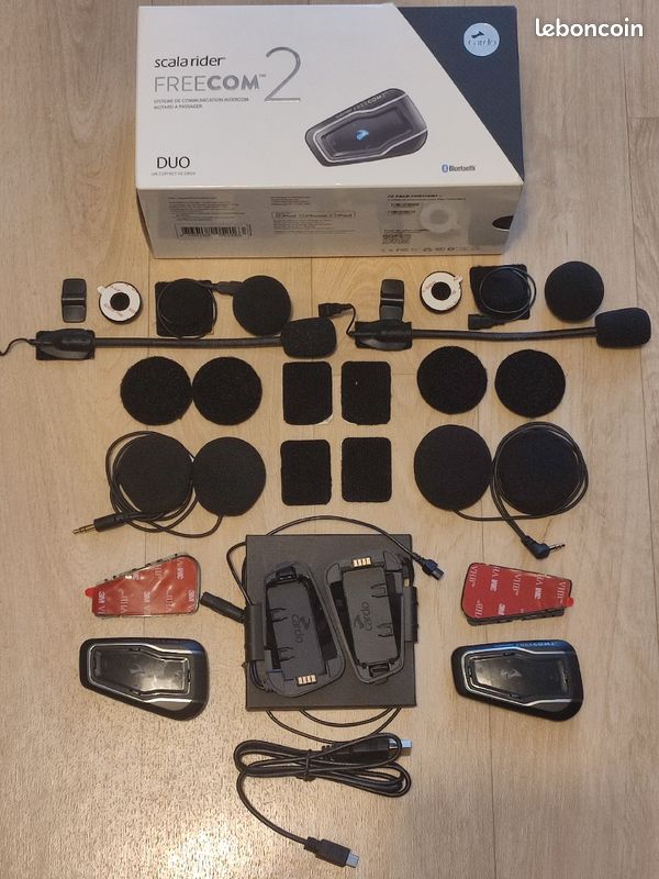 Cardo Systems FREECOM 2X Motorcycle 2-Way Bluetooth