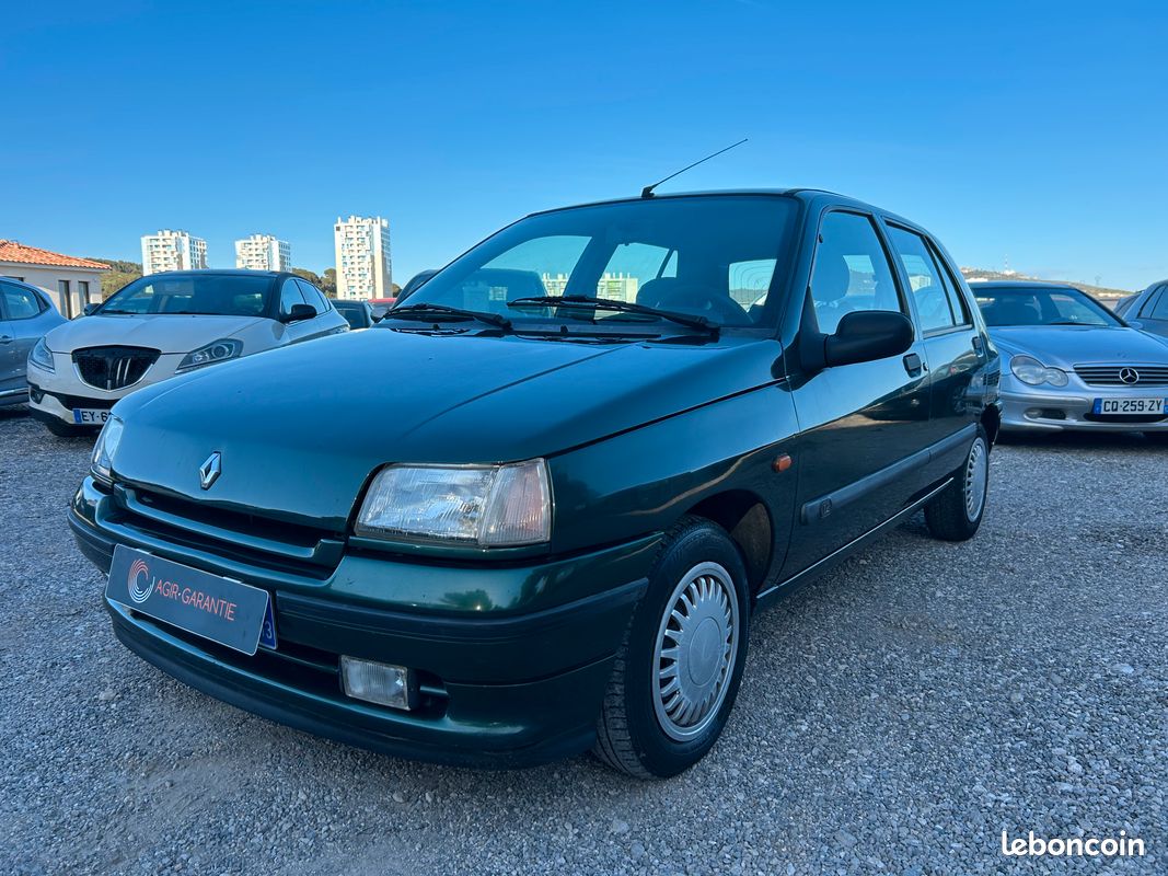 RENAULT CLIO 1.9D 68Cv (image 1)