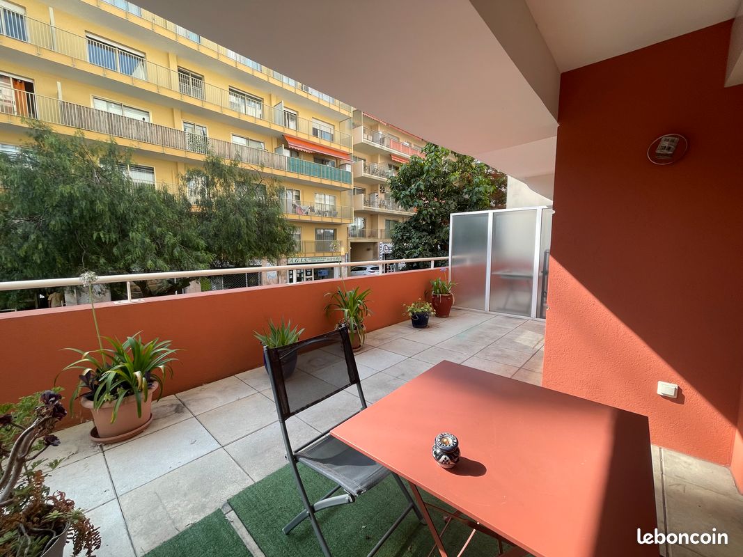 Appartement 2 pièces 30 m² · à Antibes · 30 m² · 1 000 €