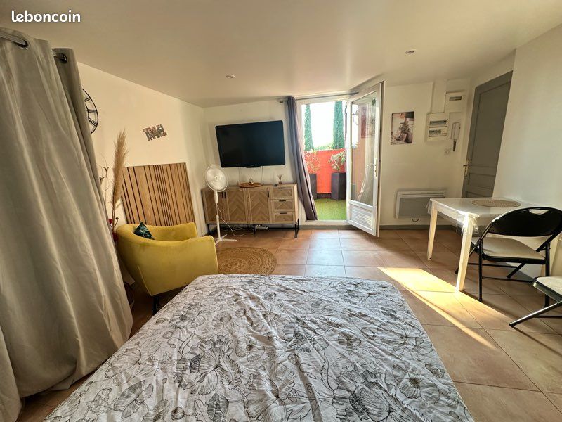 Appartement 1 pièce 25 m² · à Venelles · 25 m² · 740 €/mois