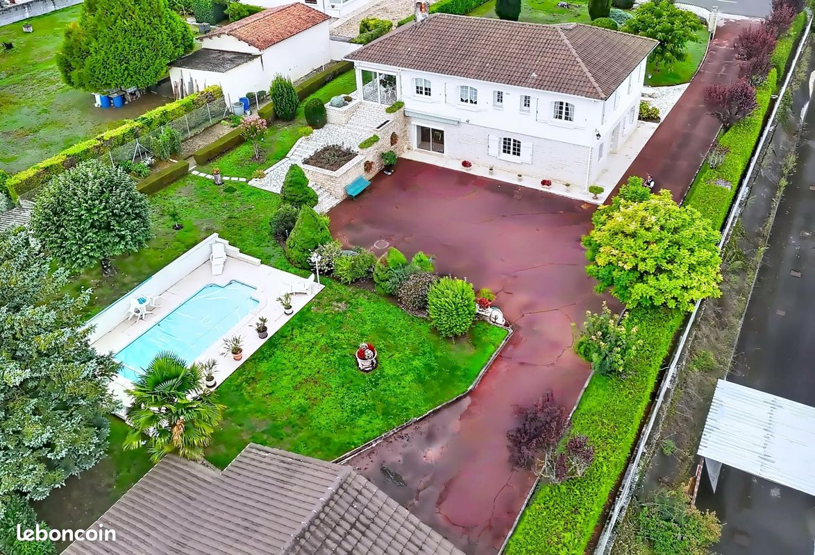 Maison 7 pièces 177 m² · à Châteauneuf-sur-Charente · 177 m² · 315 000 €