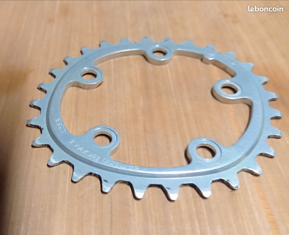 N.O.S. PLATEAU ALUMINIUM SHIMANO BIOSPACE 24 DENTS