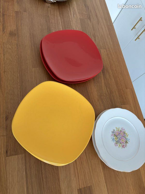 Lot assiettes (image 2)