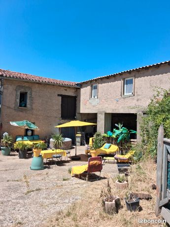 Corps de Ferme