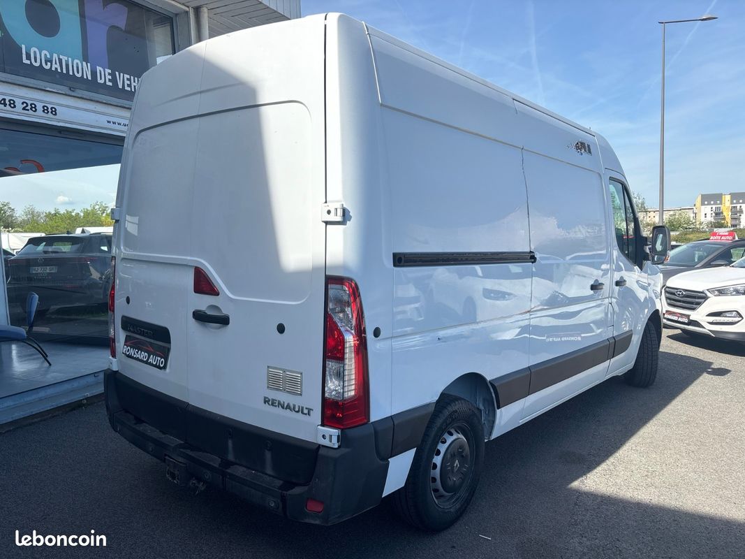 Renault master fourgon l2h2 2.3 dci 135 grand confort 17990 ttc (image 4)