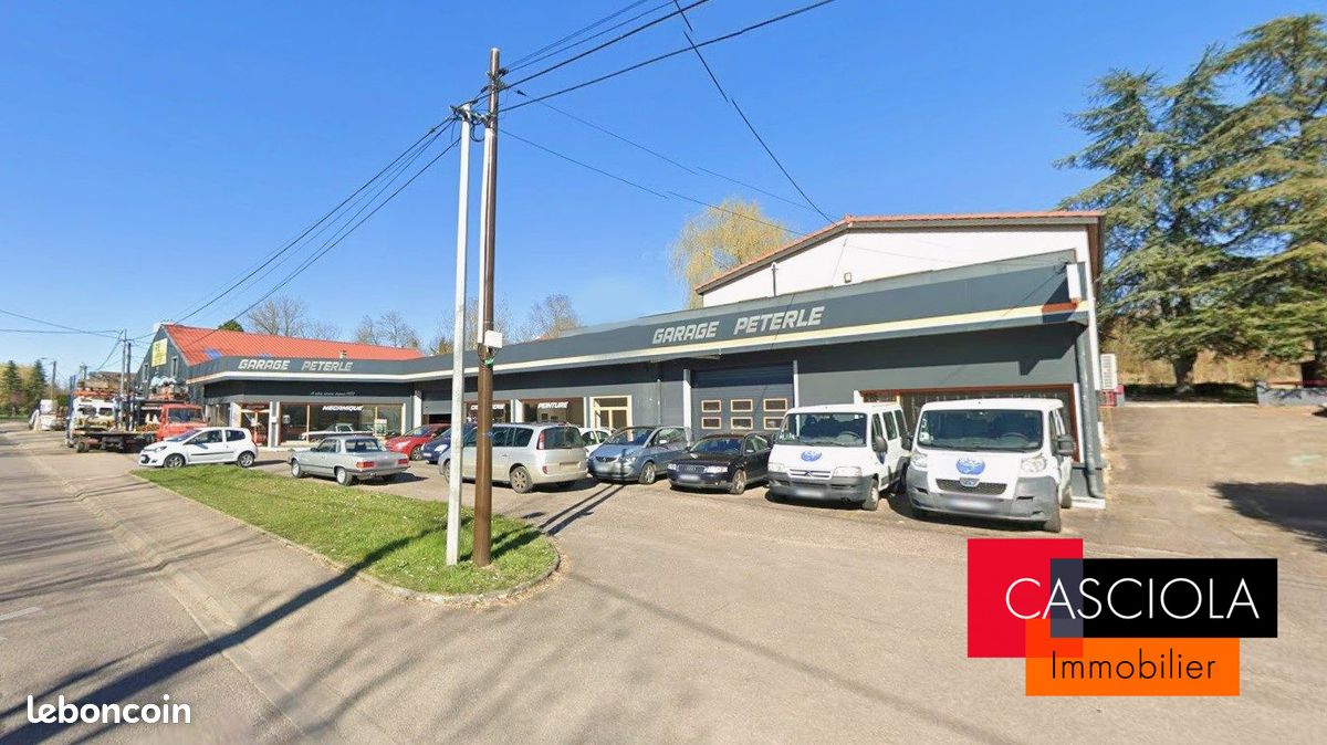 Local commercial 900 m² · à Verny · 900 m² · 899 000 €