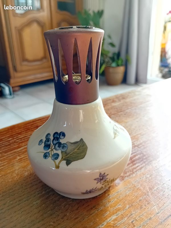 Je mets en vente cette lampe Berger (image 1)