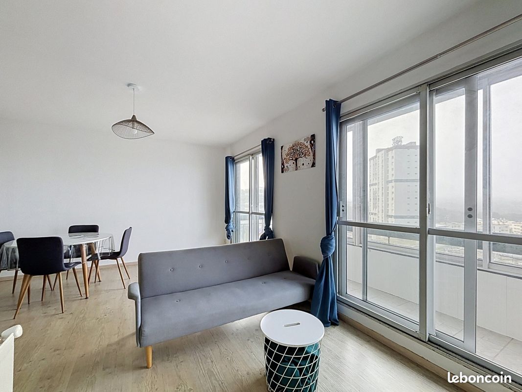 Appartement 5 pièces 106 m² · à Brest · 106 m² · 900 €/mois