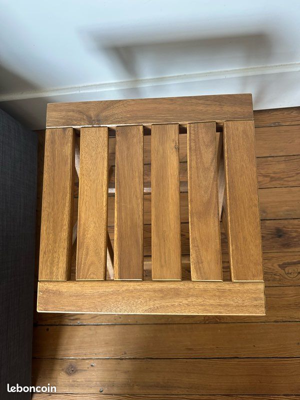 Tabouret en bois pliable (image 2)