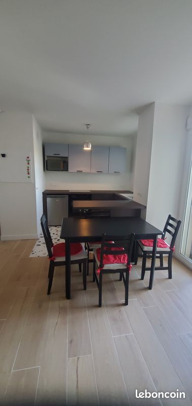Appartement 2 pièces 49 m² · à Cenon · 49 m² · 900 €/mois