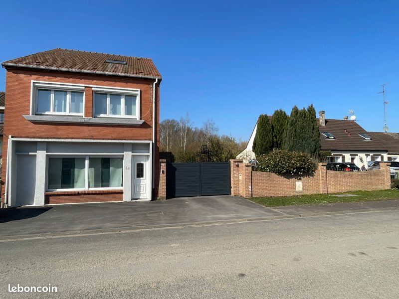 Maison 7 pièces 190 m² · à Montigny-en-Ostrevent · 190 m² · 302 000 €
