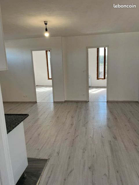 Appartement 3 pièces 54 m² · à Migennes · 54 m² · 68 000 €