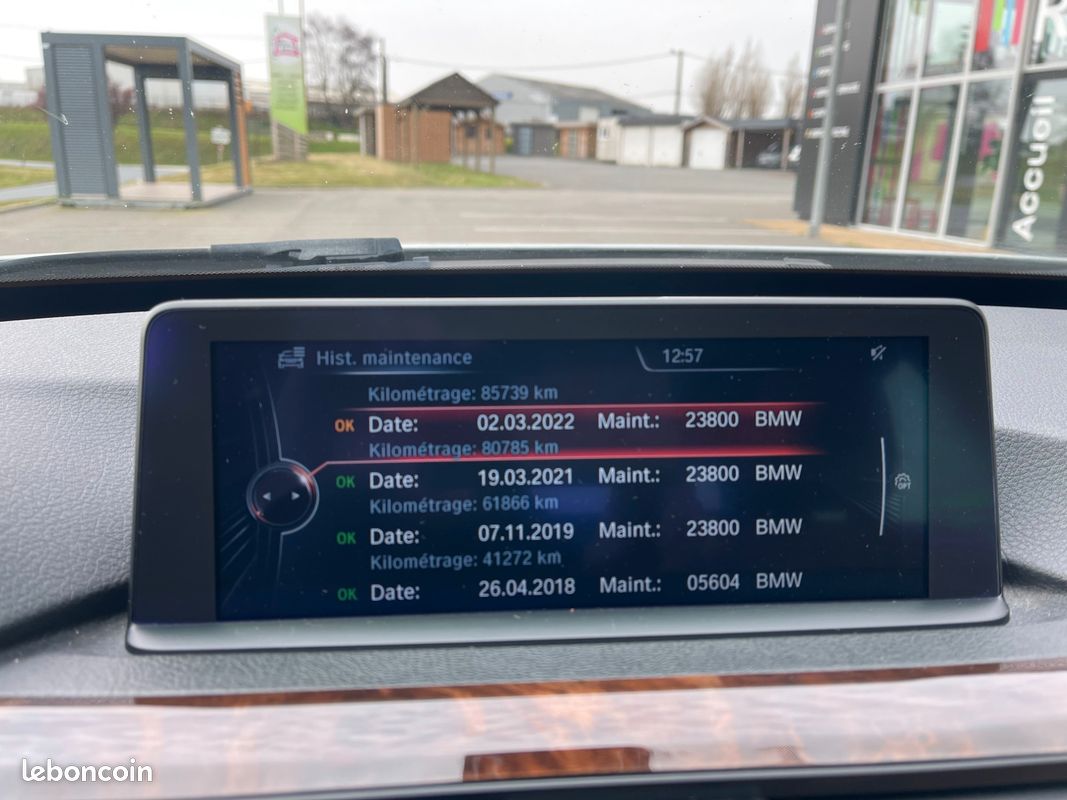 BMW SÉRIE 3 GT 245 CH (F34) 328 I LUXURY / SUIVI BMW / ATTELAGe (image 27)