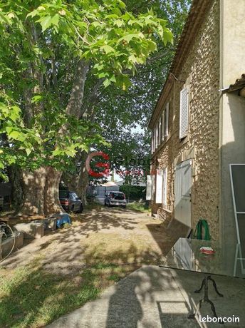 Mas 5 pièces 210 m²