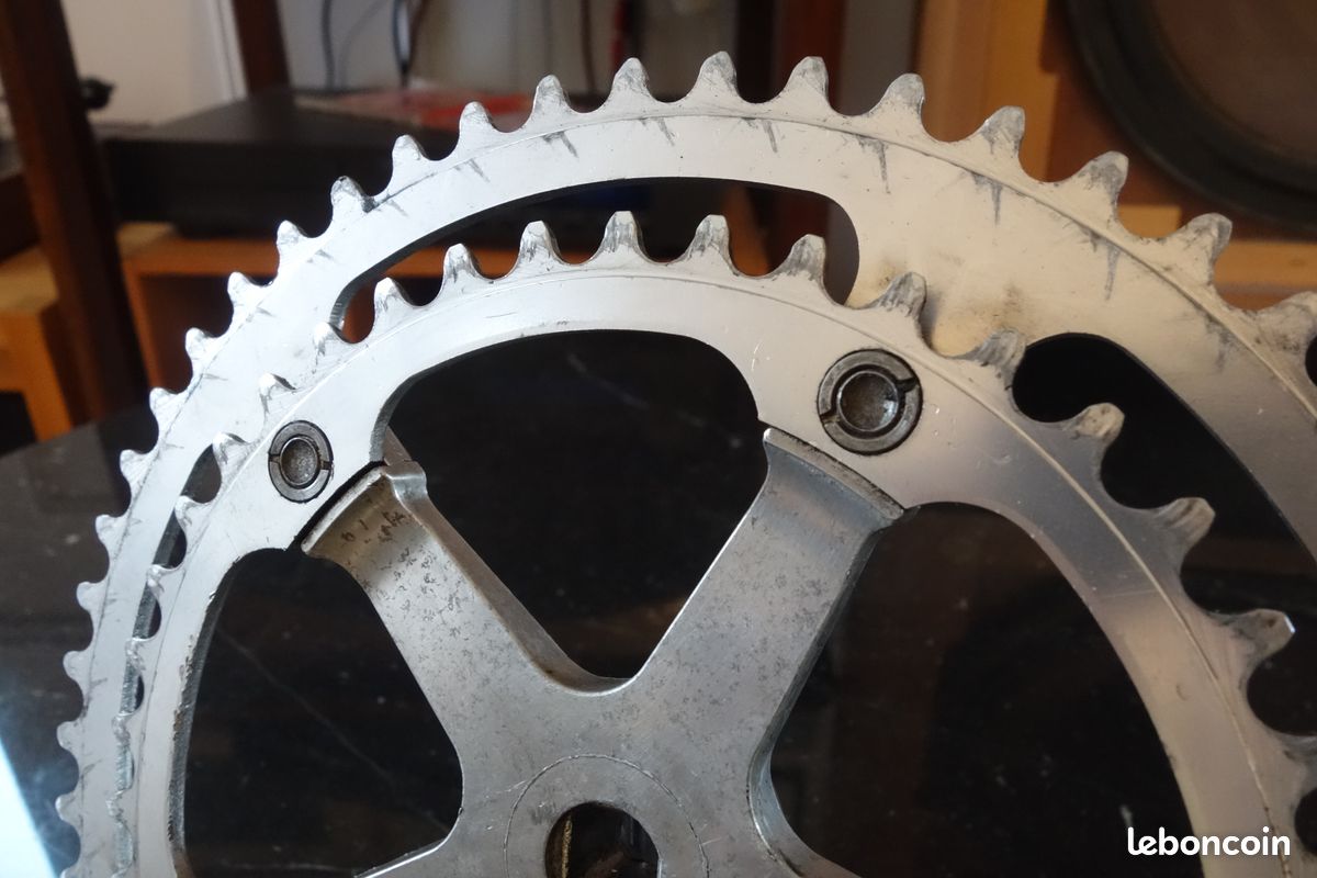 NOS Pédalier vintage ofmega mundial manivelle 170 mm