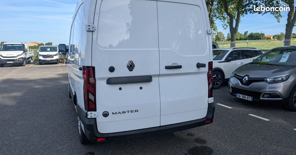 Renault Master L2H2 EXTRA 150 CV (image 3)