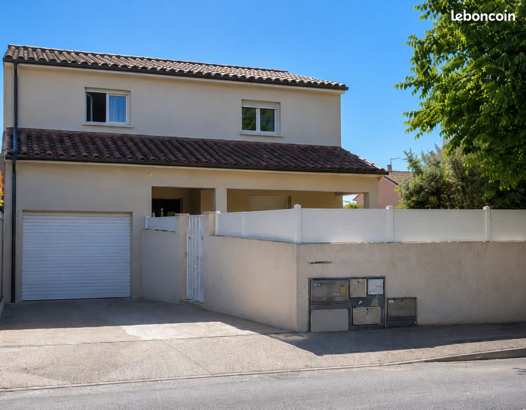 Maison 5 pièces 127 m² · à Saint-André-de-Sangonis · 127 m² · 351 750 €