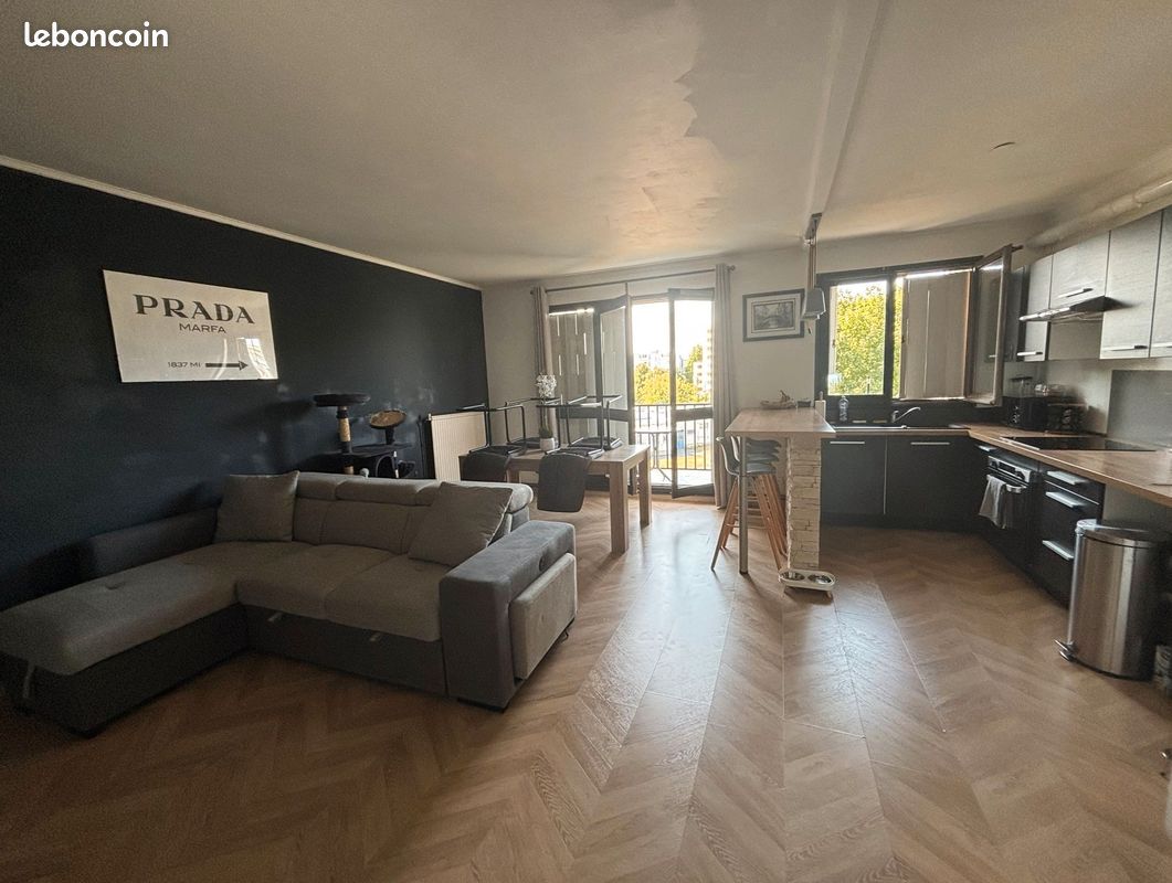 Appartement 3 pièces 62 m² · à Compiègne · 61,7 m² · 130 000 €