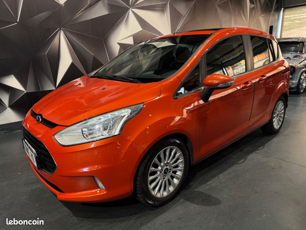 Ford B-Max B Max 1.6 TDCI 95 CH Titanium BVM5 Toit Panoramique Bluetooth Radar Jante Alu Rouge Arizona Portes Coulissantes 2013 (image 1)