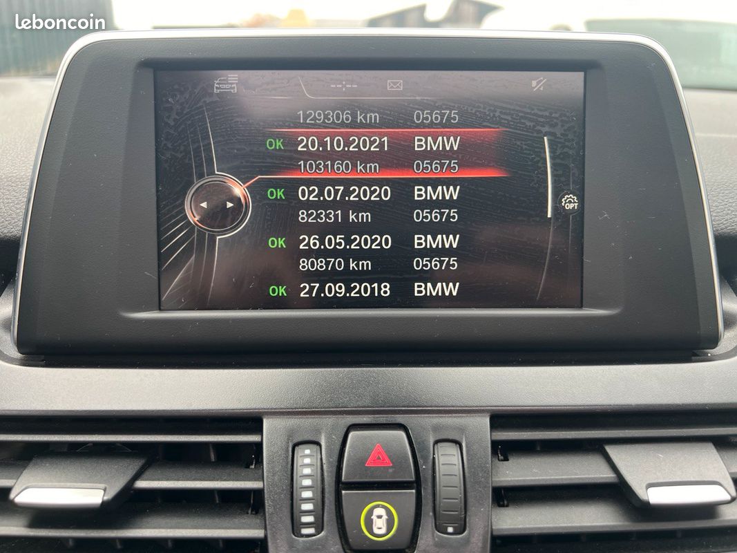 Bmw serie 2 active-tourer 1.5 218 i 136 ch toit pano ouvrant garantie (image 10)