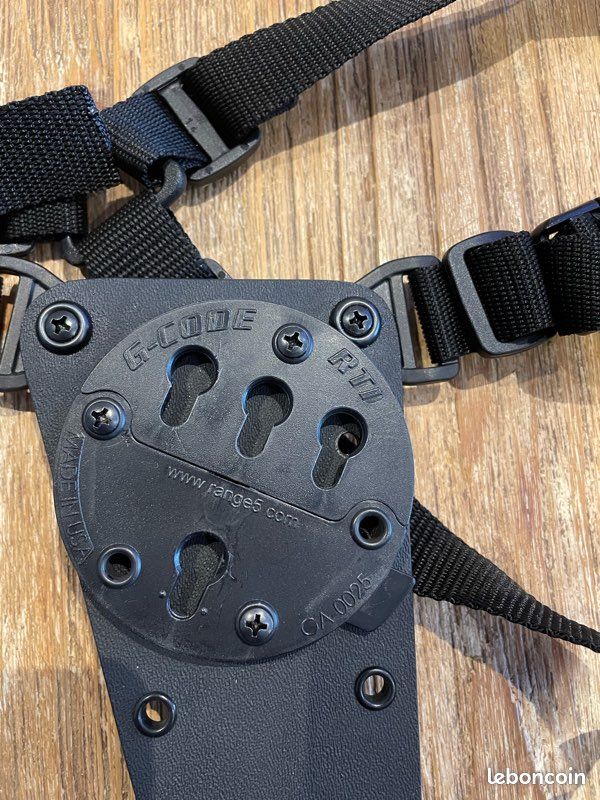 Lot d accessoires tactiques :molle et holster g code rti (image 8)