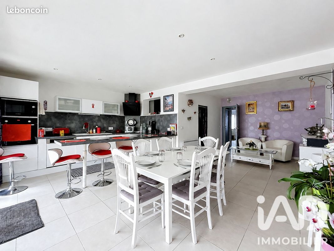 Maison 7 pièces 124 m² · à Beuzeville · 124 m² · 244 000 €