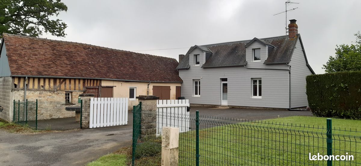 Maison 3 pièces 74 m² · à Saint-Georges-de-Rouelley · 74 m² · 558 €/mois