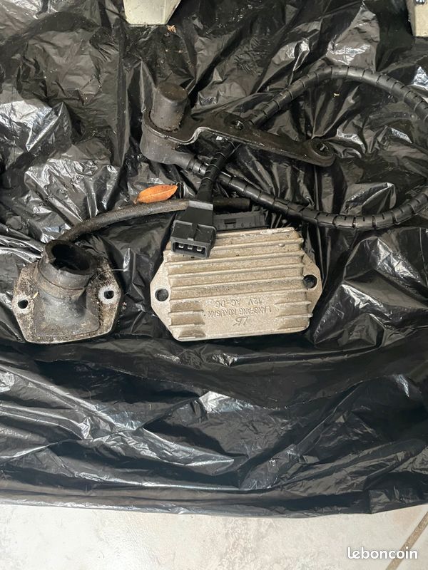 Pièces pour scooter 🛵 gilera runner-lot de 3 (image 1)