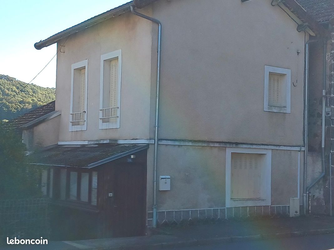 Maison 4 pièces 60 m² · à Saint-Simon · 60 m² · 70 000 €