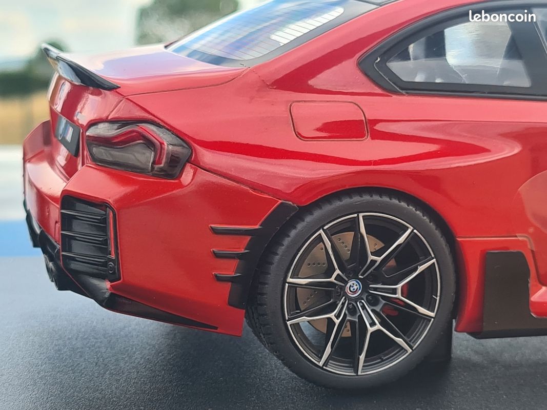 Bmw m2 performance 1/18 solido (image 8)