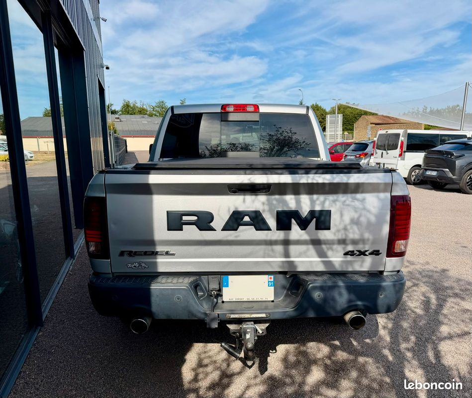 Dodge RAM 1500 5,7L V8 HEMI 400 CV Rebel (image 4)