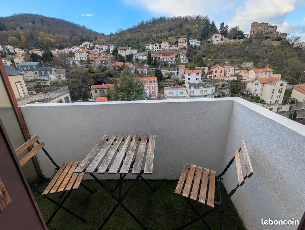 Appartement 1 pièce 30 m² · à Royat · 30 m² · 600 €