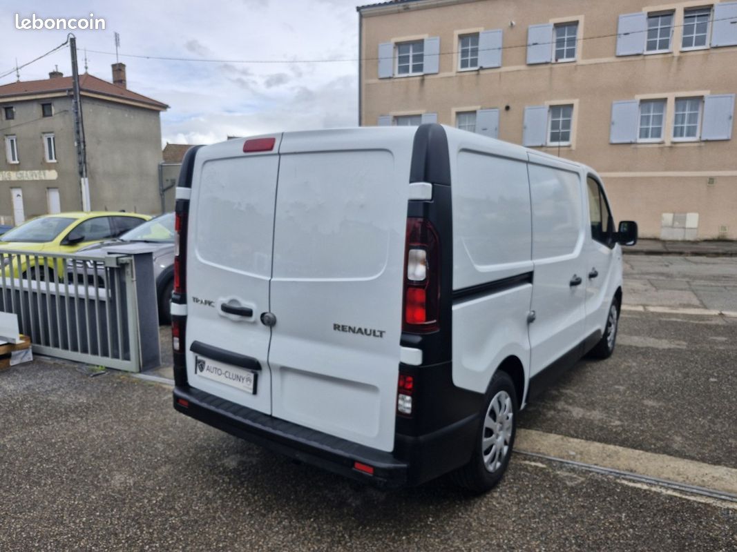Renault Trafic (3) Fourgon Conf+ L1H1 1000 Ener dCi 120 (image 5)