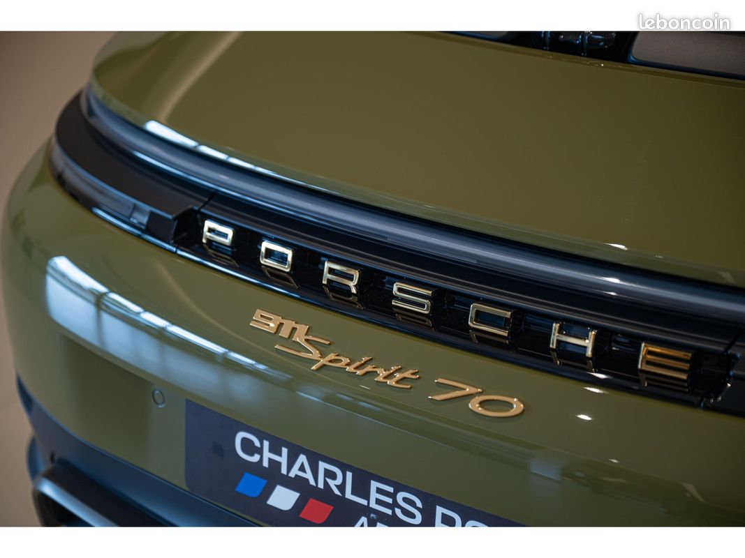 Porsche 911 gts cabriolet type 992.2 spirit 70 - 3.6 541 ch pdk (image 18)
