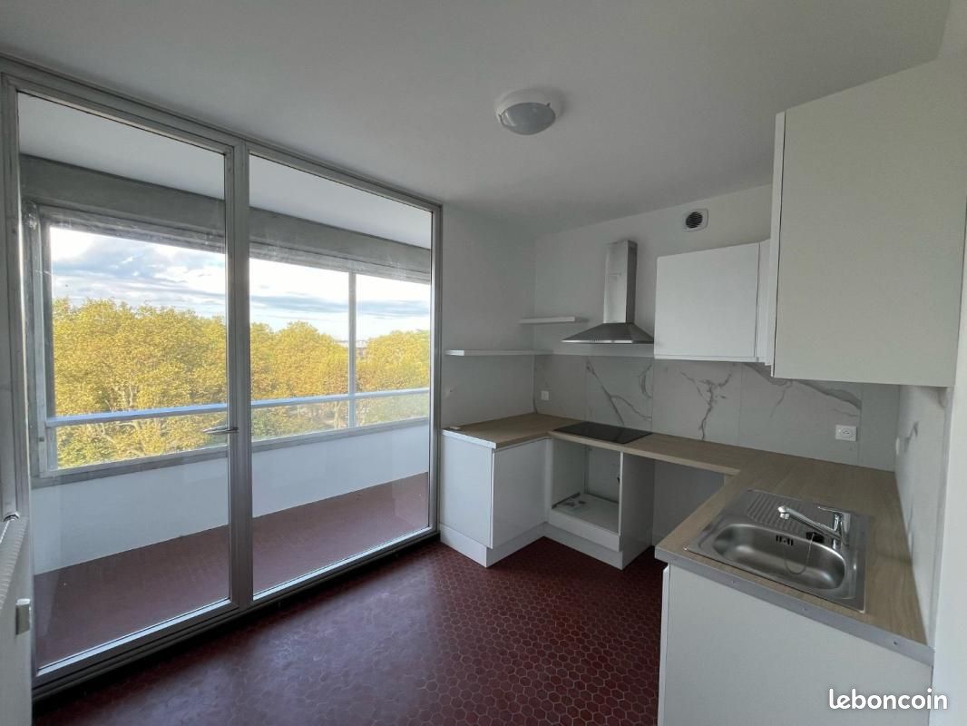 Appartement 3 pièces 91 m² · à Roanne · 91 m² · 775 €/mois
