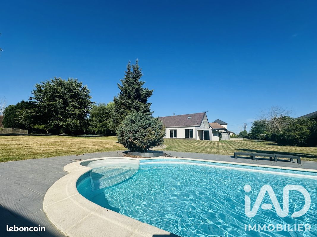 Maison 6 pièces 186 m² · à Saint-Paër · 186 m² · 352 000 €
