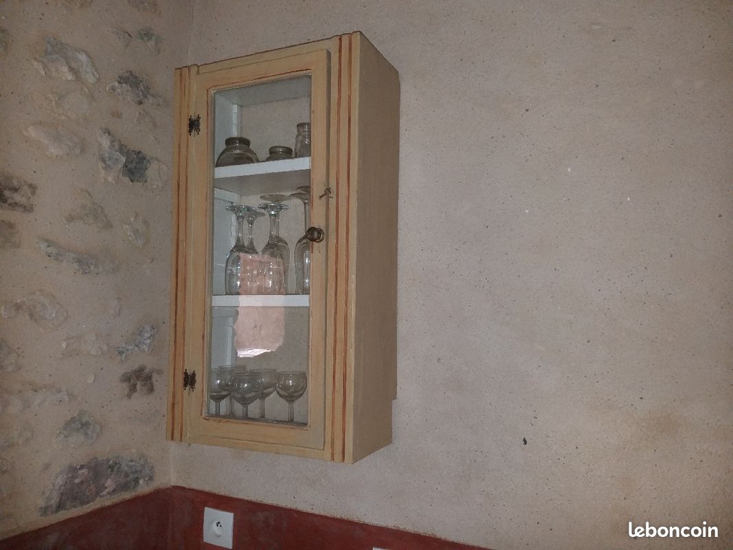 Meuble vitrine 42 x 20 H 76 (image 2)